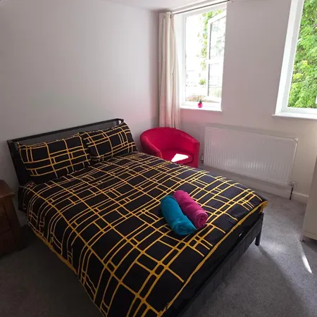 Проживание в семье Ensuite Near Airbus & Rolls-royce, Southmead Hospital Бристоль
