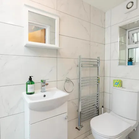 Habitación en casa particular Ensuite Near Airbus & Rolls-royce, Southmead Hospital