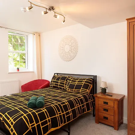 Ensuite Near Airbus & Rolls-royce, Southmead Hospital *