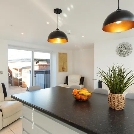 Ensuite Near Airbus & Rolls-royce, Southmead Hospital * Bristol