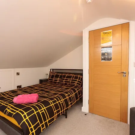 Habitación en casa particular Ensuite Near Airbus & Rolls-royce, Southmead Hospital Bristol